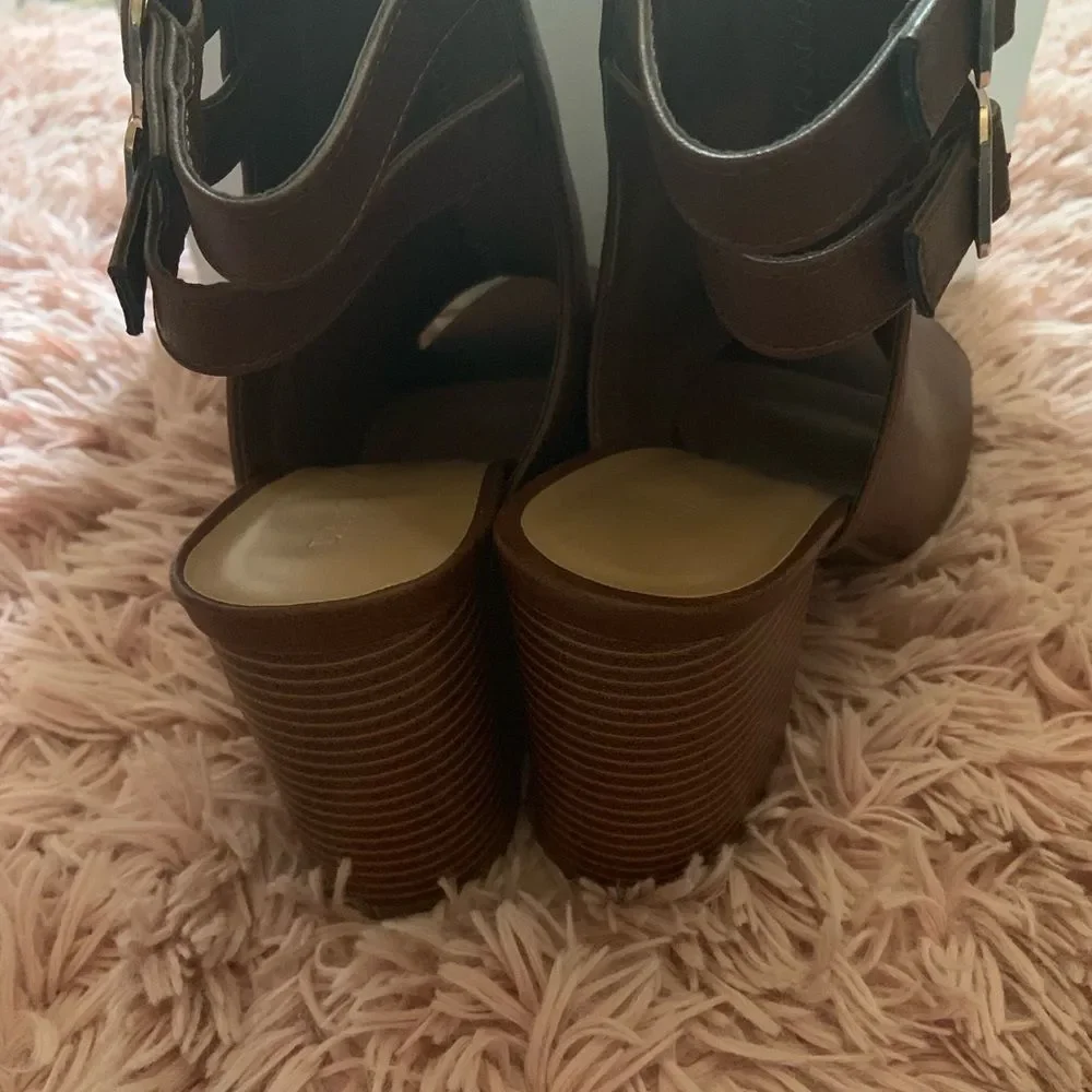 Bamboo brown Peep Toe sling back bootie 9-9.5 - Picture 5 of 6